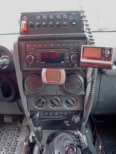 Toggle switch help (need proper nomenclature) - JeepForum.com