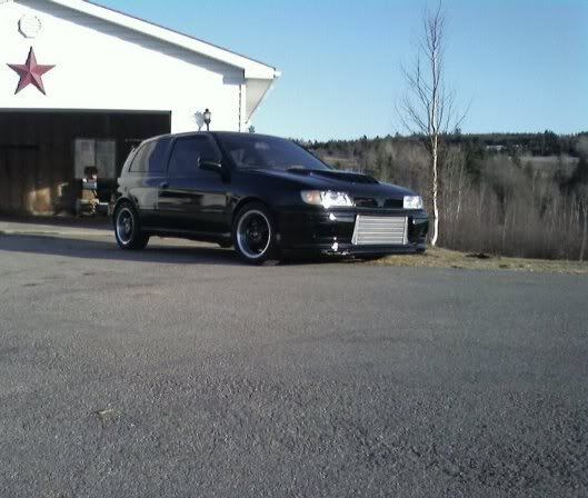 http://i129.photobucket.com/albums/p206/Lex_Honda/2car.jpg