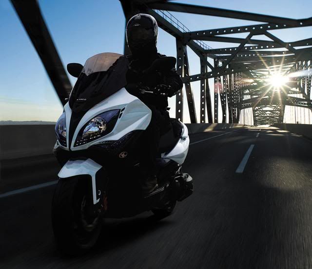 2009 Xciting R&amp;Downtown 300i 官方圖片（圖爆多慎入）1762||小老婆汽機車資訊網