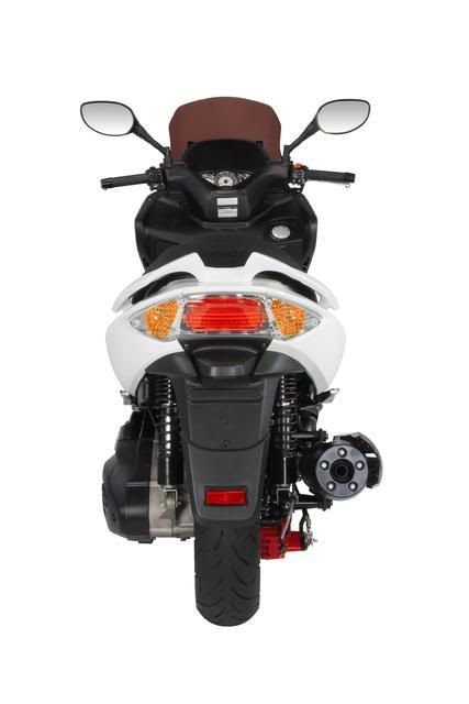 2009 Xciting R&amp;Downtown 300i 官方圖片（圖爆多慎入）4506||小老婆汽機車資訊網