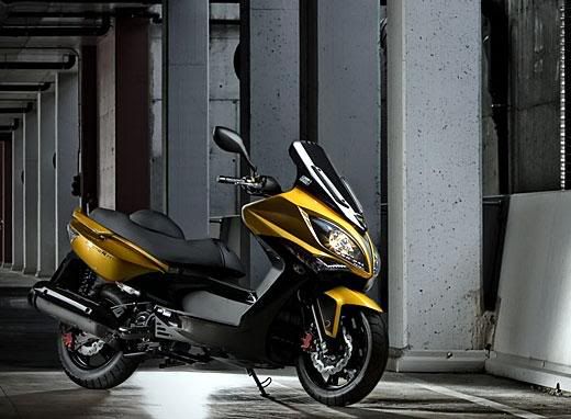 2009 Xciting R&amp;Downtown 300i 官方圖片（圖爆多慎入）3808||小老婆汽機車資訊網