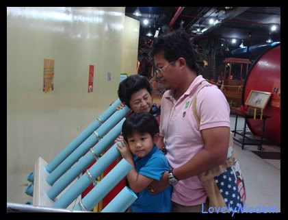 ดูดาวฉลองครบรอบหมั้น 6 ปี