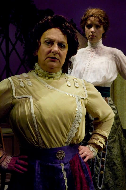 Trish Mulholland as Mrs. Warren, Emily Jordan as Vivie.