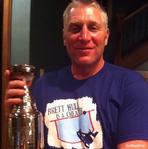 brett_hull_trolling_sabres_fans_on_twitter_is_the_best_thing_ever1.jpg