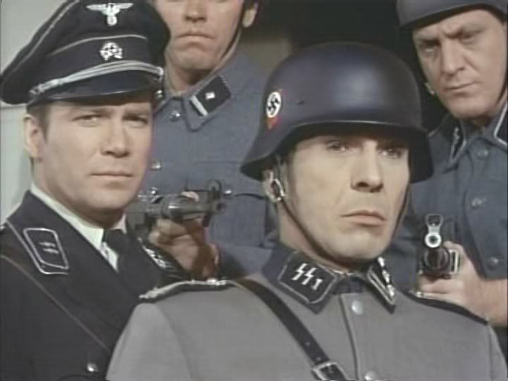 WILL IT BLEND Chuck Norris ... WILL IT BLEND Chuck Norris ...