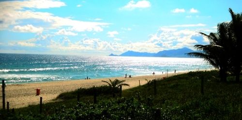photo StyleSaveUs-Style-Summer-beach-waves-vacation-1.jpeg
