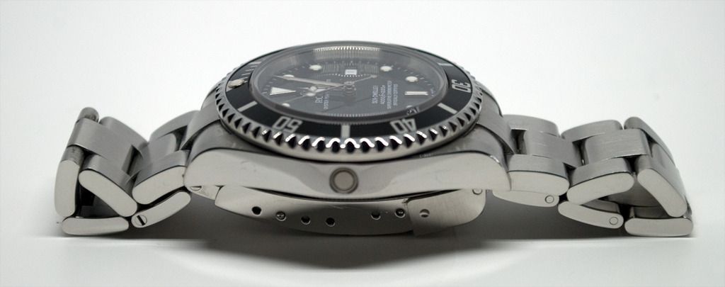 Sea-Dweller-05-crown-back_zpswwkgigpw.jpg