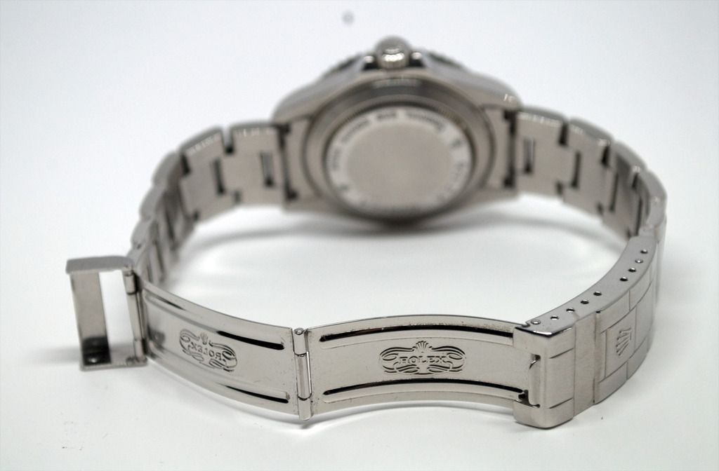 Sea-Dweller-06-clasp-open_zps5p2tmvb6.jpg