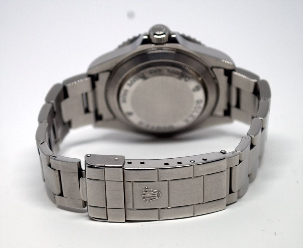 Sea-Dweller-07-clasp-closed_zpsyn2xyofd.jpg