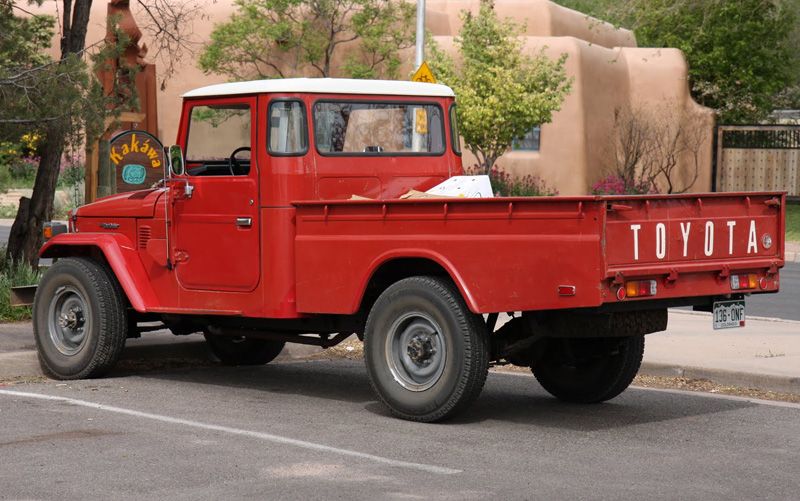 Toyota FJ45 longbed pickup